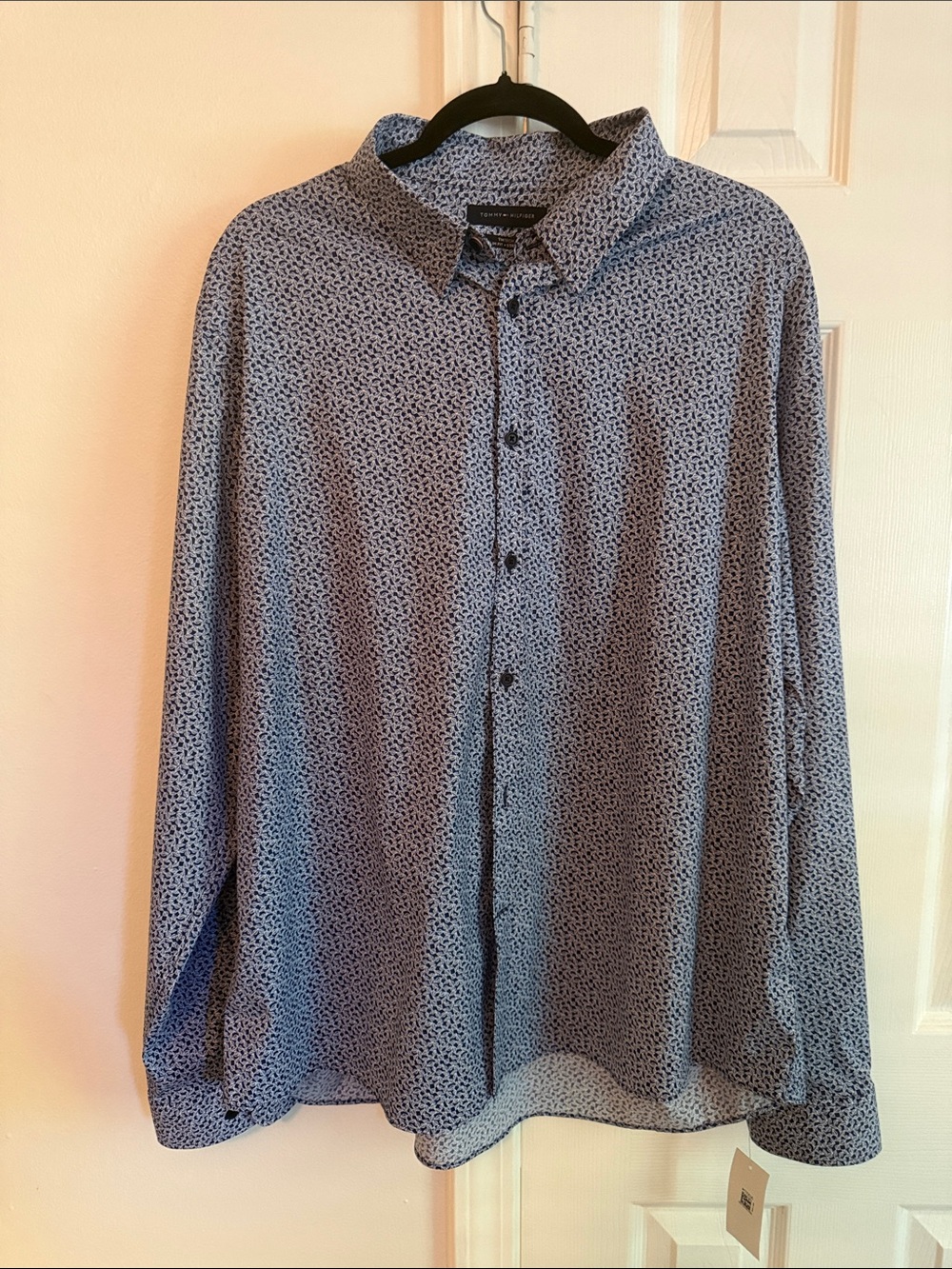 Men's Tommy Hilfiger Long-Sleeve Button-Down Shirt